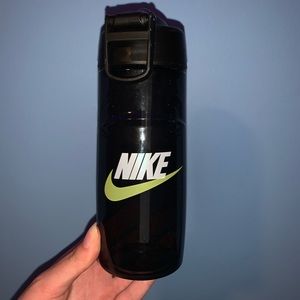 Nike black plastic water bottle